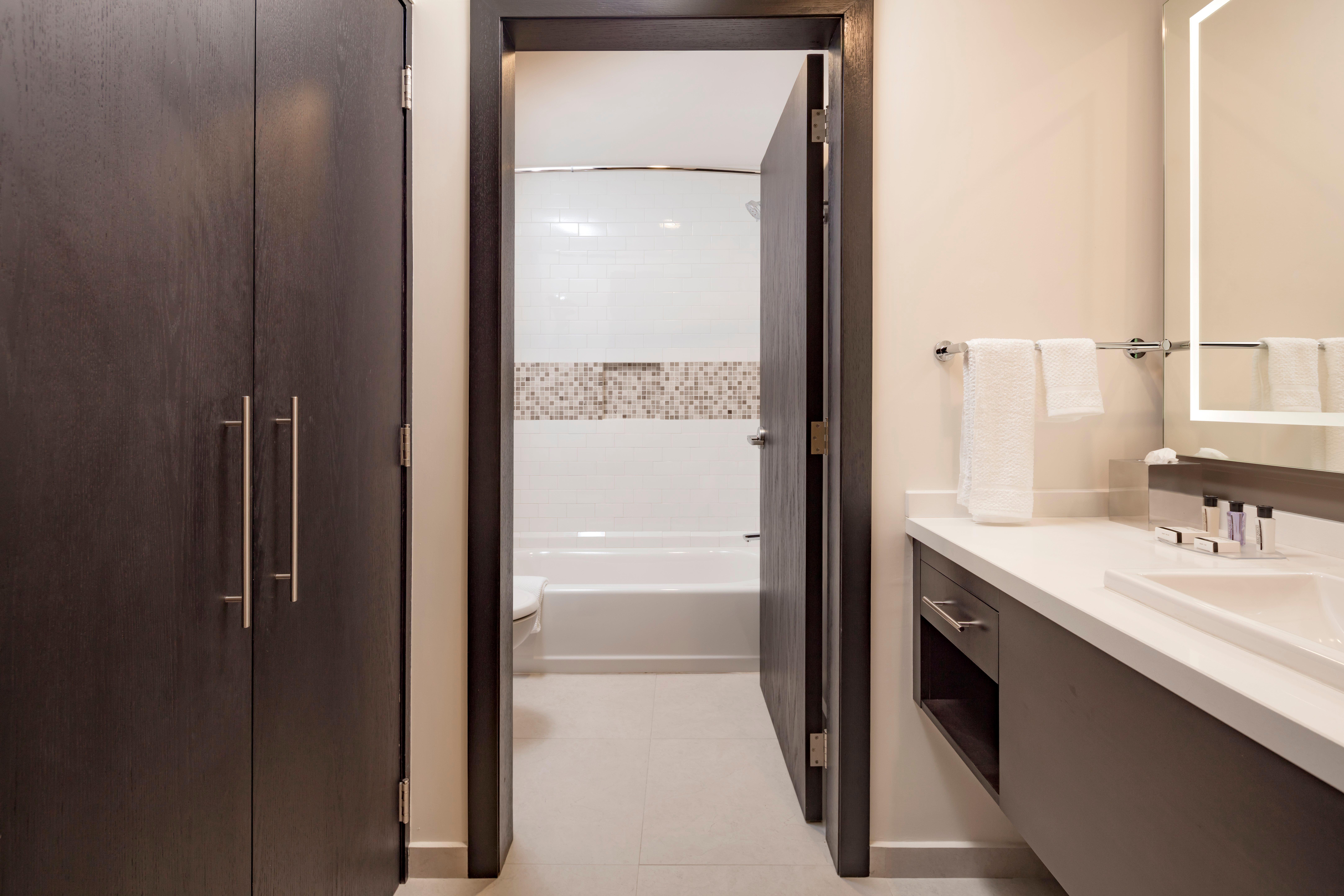 Staybridge Suites - Saltillo By Ihg Eksteriør billede