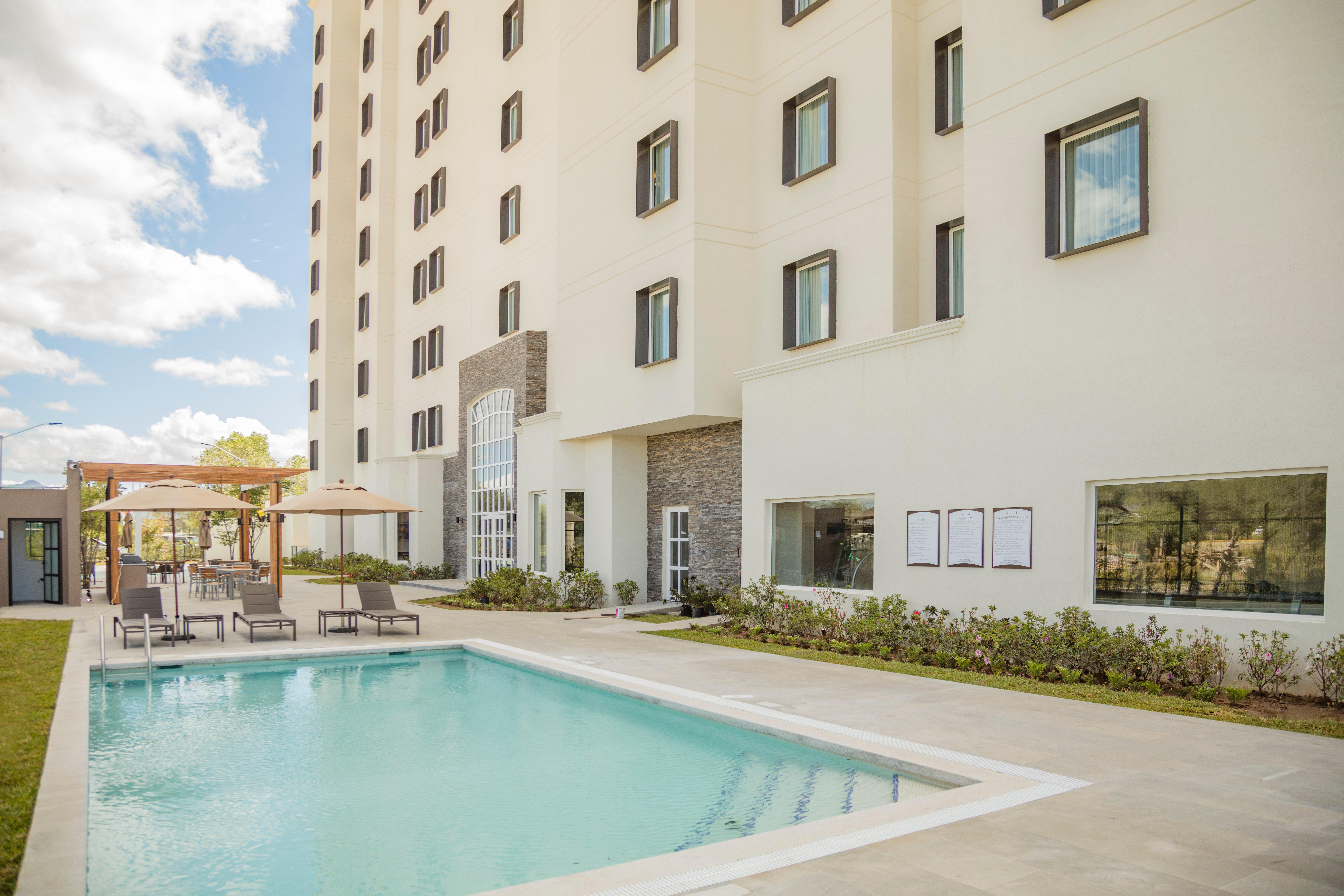 Staybridge Suites - Saltillo By Ihg Eksteriør billede