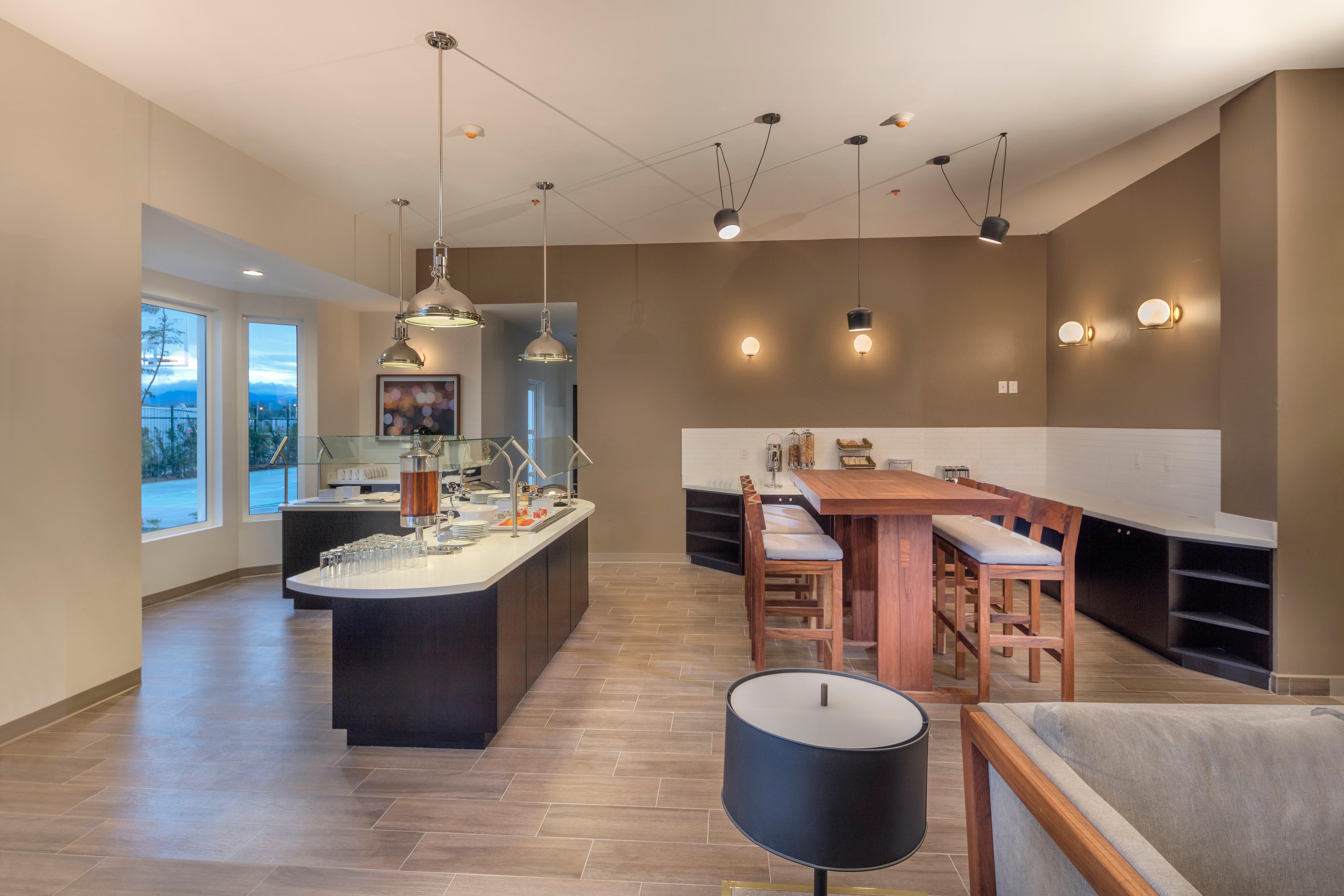 Staybridge Suites - Saltillo By Ihg Eksteriør billede