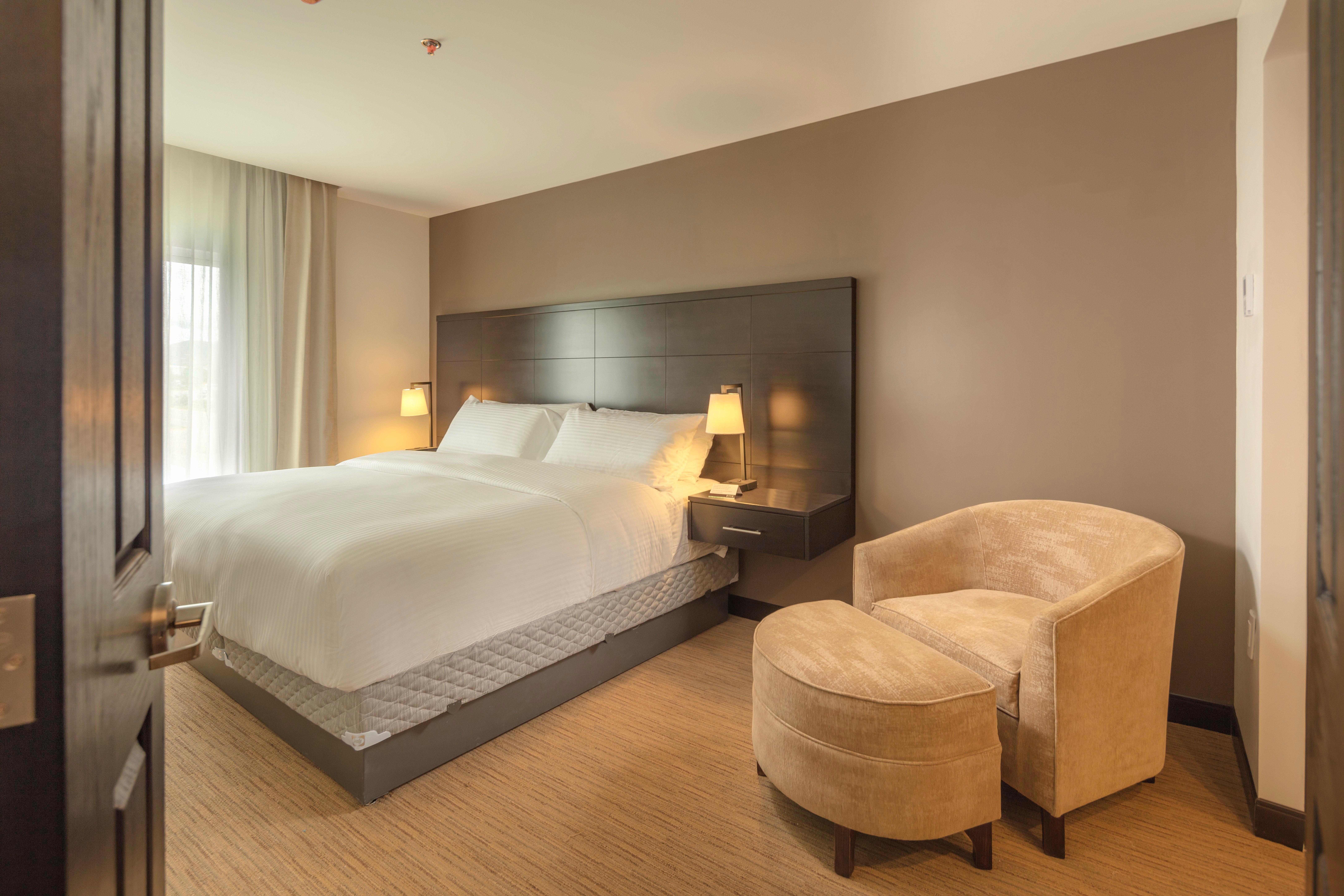 Staybridge Suites - Saltillo By Ihg Eksteriør billede